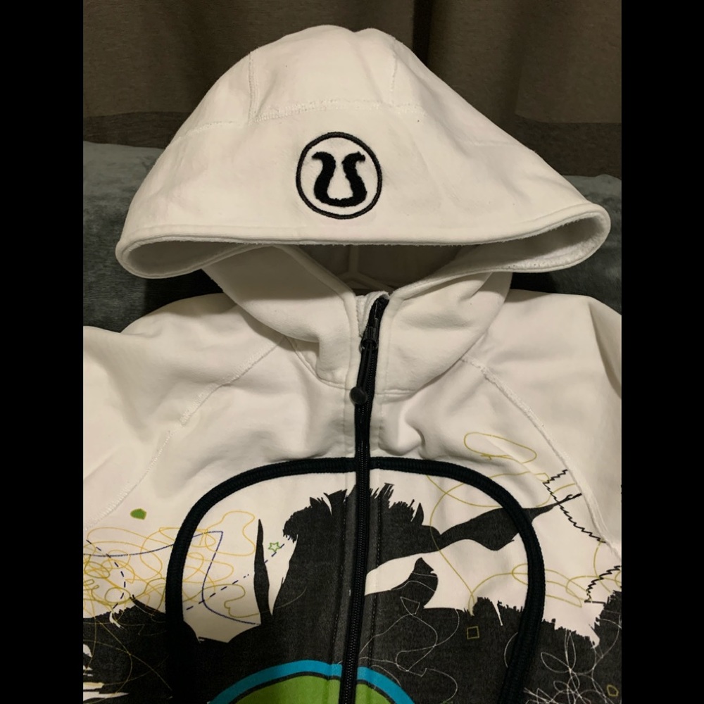 Lululemon limited edition scuba hoodie size 8